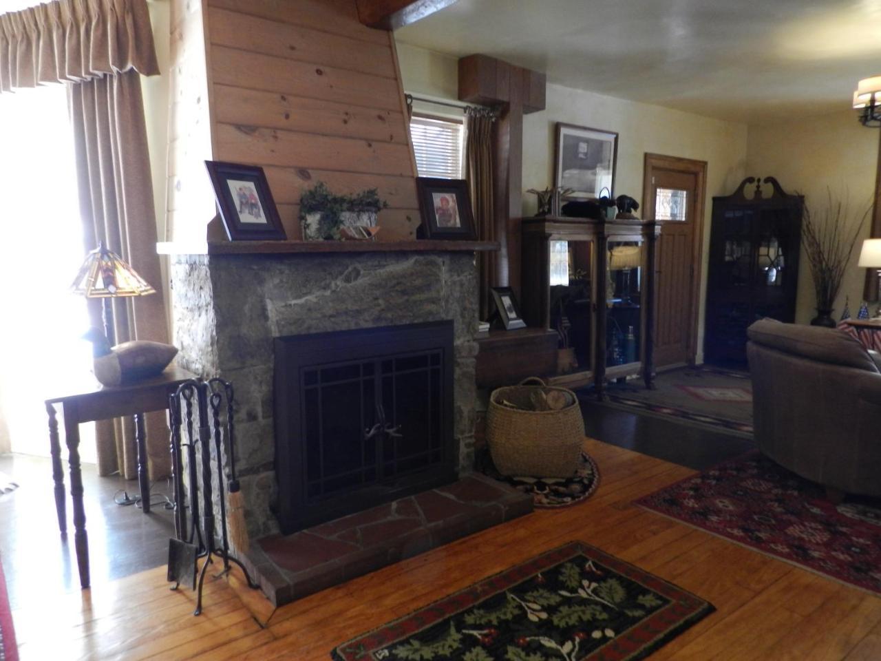 Waybury Inn East Middlebury 外观 照片